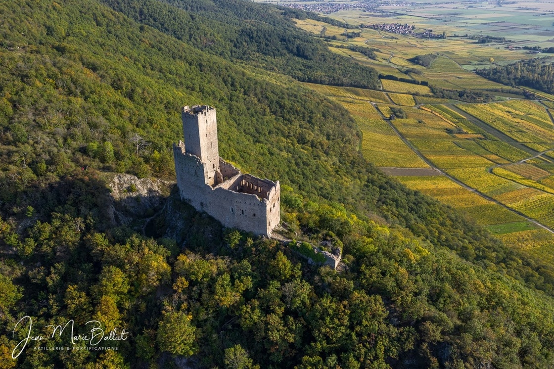 Ortenbourg circuit découverte — Elsass VTC Château Ortenbourg en Alsace — Ruines médiévales dans les Vosges, circuit chauffeur privé
