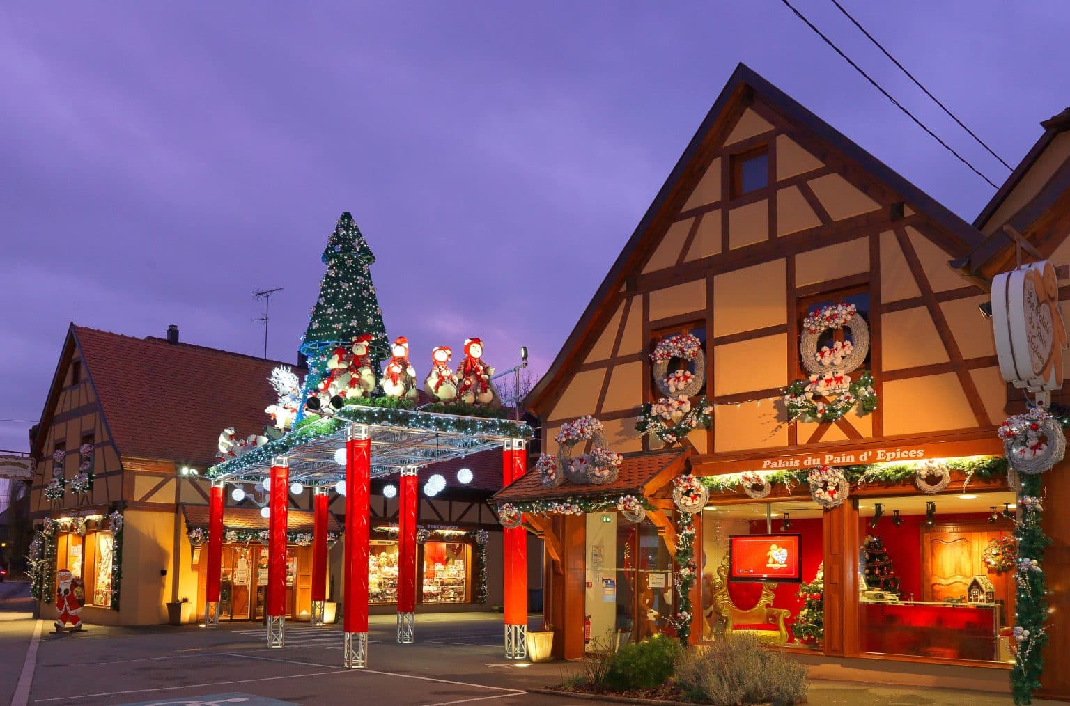 Fortwenger Gertwiller Noël — VTC Alsace Elsass VTC Fortwenger à Noël à Gertwiller — Fabrique artisanale de pain d'épices alsacien en fête