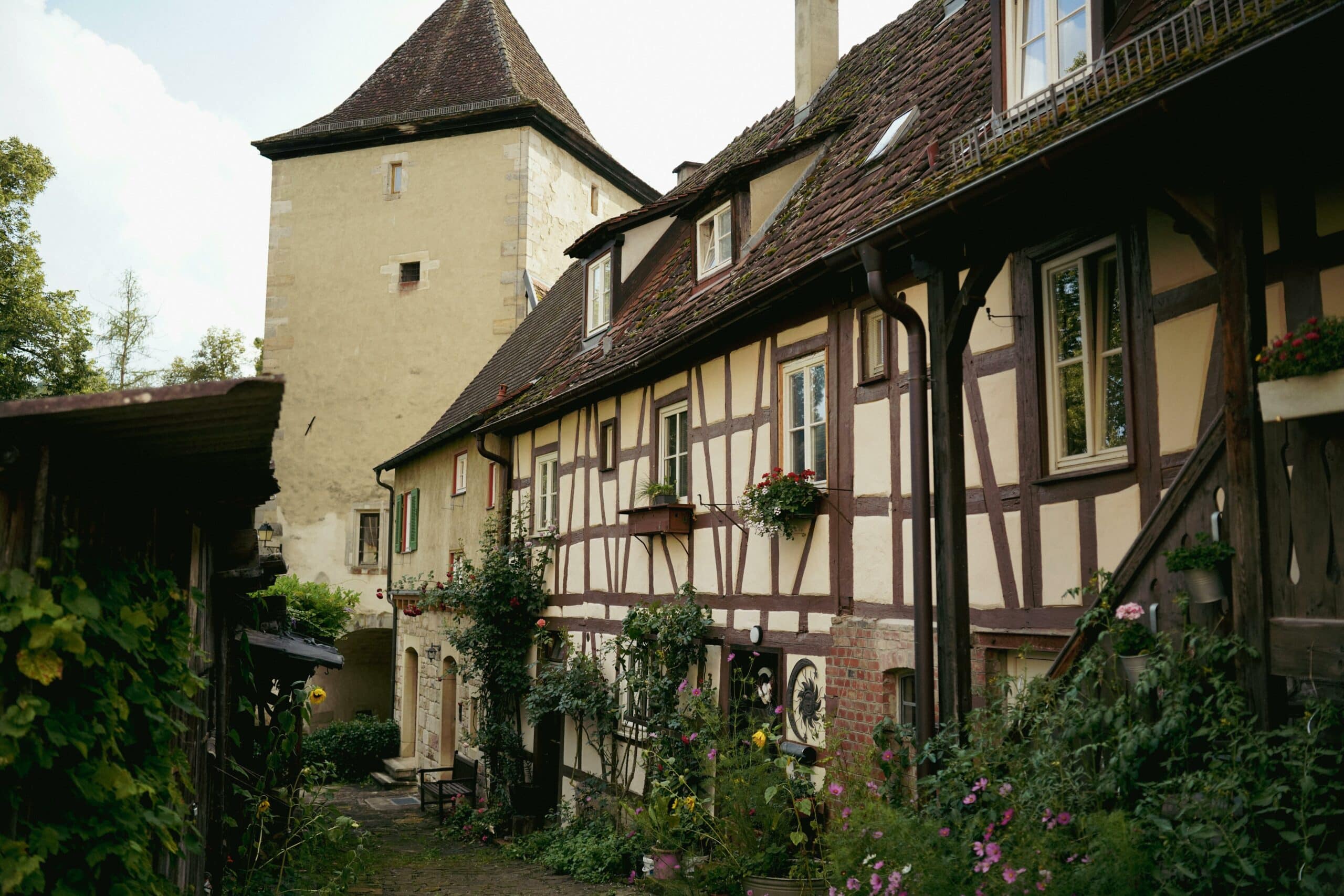 Colombages Alsace — Chauffeur privé Elsass VTC Maisons à colombages alsaciennes — Architecture typique de la Route des Vins